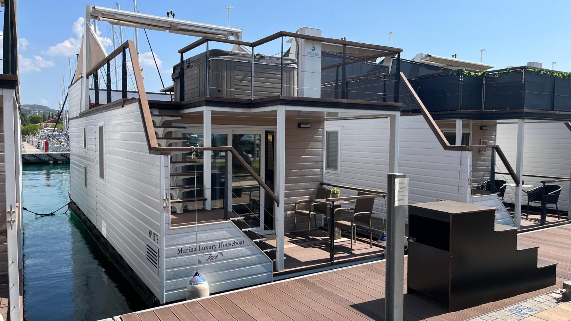 Marina Luxury Houseboat Lace Portoroz Bagian luar foto