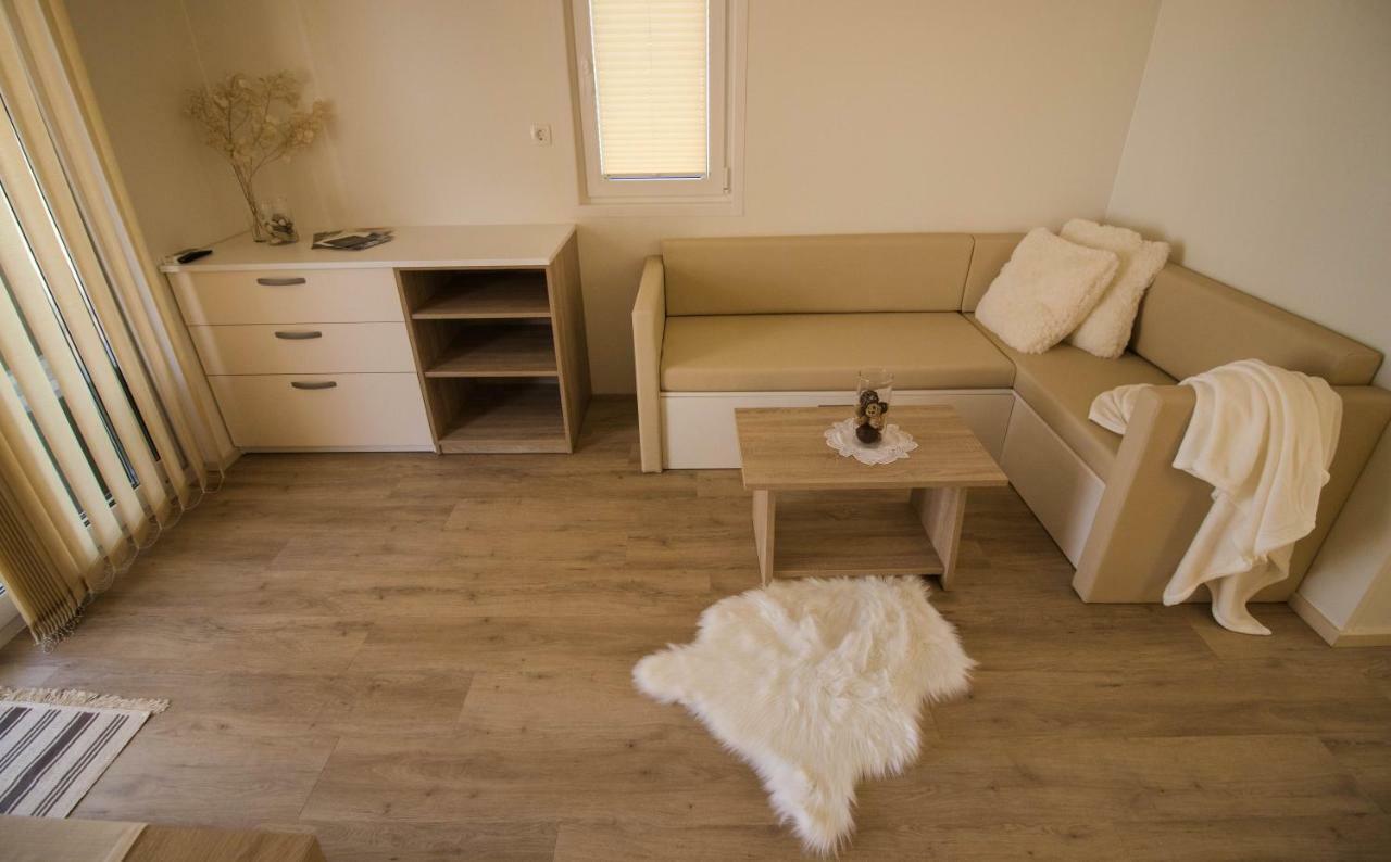 Marina Luxury Houseboat Lace Portoroz Bagian luar foto